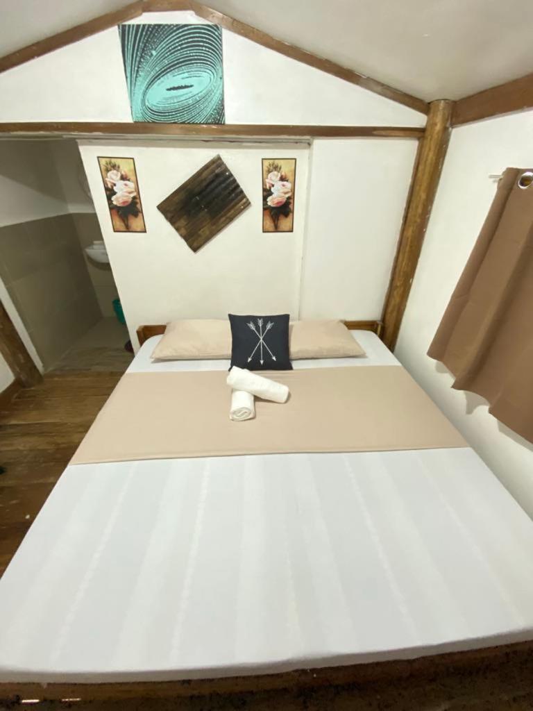 Mil'S Hillside Tourist Inn San Vicente  Bagian luar foto